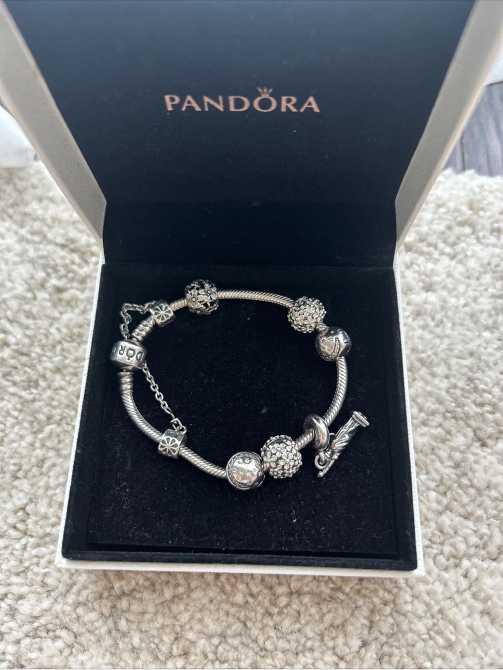 Authentic PANDORA Bracelet Set w/ NY Statue of Liberty BOX NOT INCLUDED